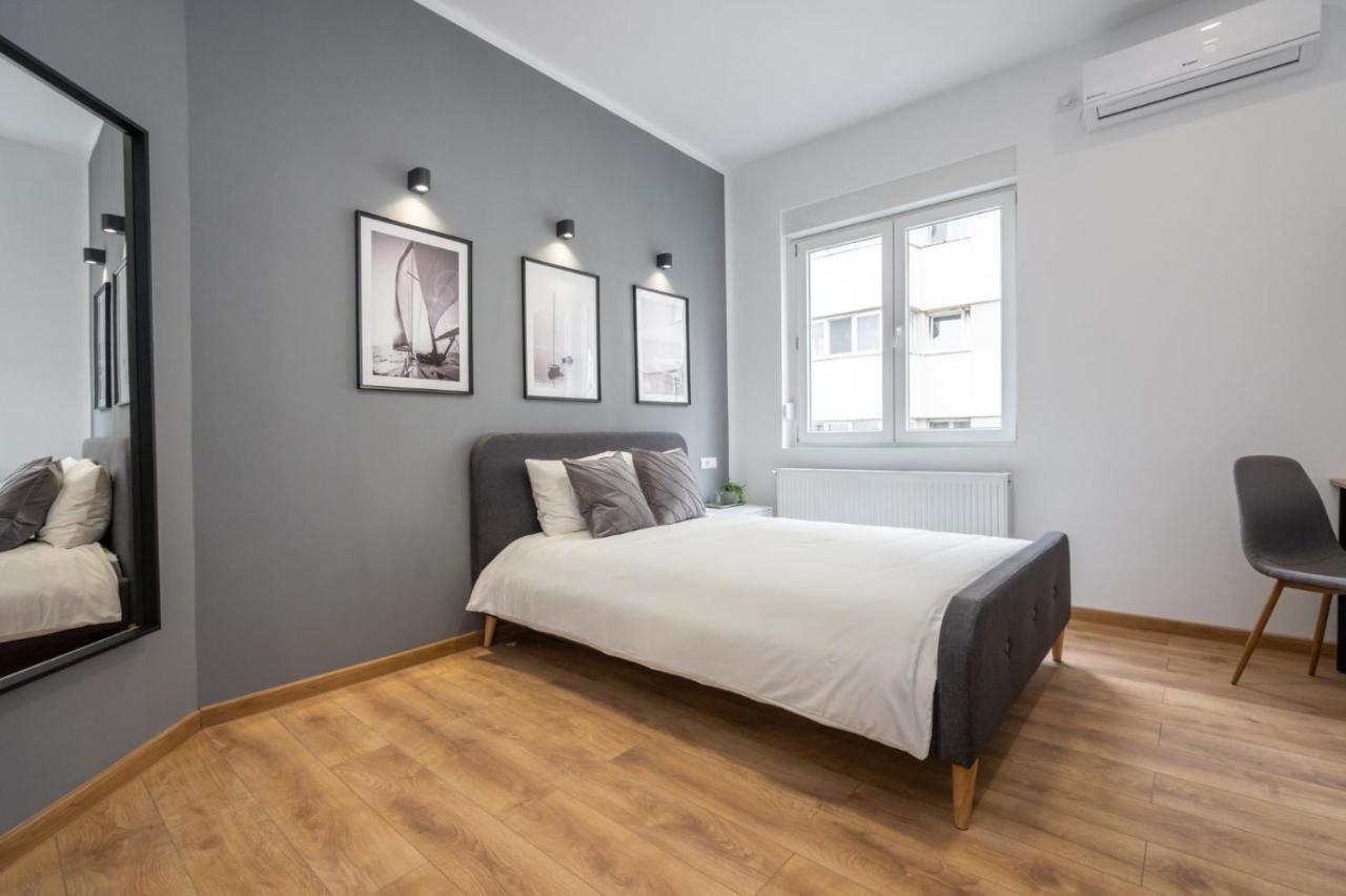 Relax Apartament In Piata Universitatii Bucureşti Eksteriør bilde