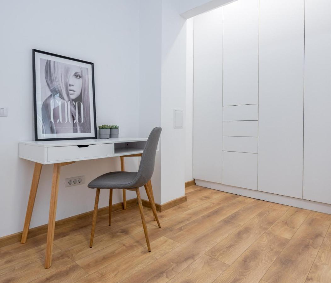 Relax Apartament In Piata Universitatii Bucureşti Eksteriør bilde